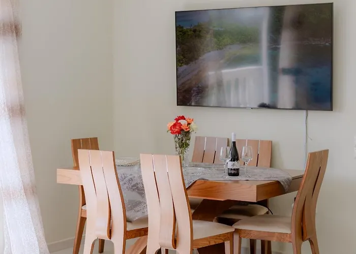 βίλλα πηνελόπη με πισίνα σε ιδιωτικό λόφο με θέα Villa *