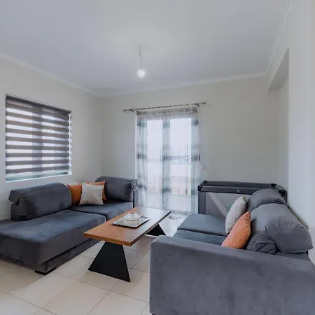 Βίλα βίλλα πηνελόπη με πισίνα σε ιδιωτικό λόφο με θέα *