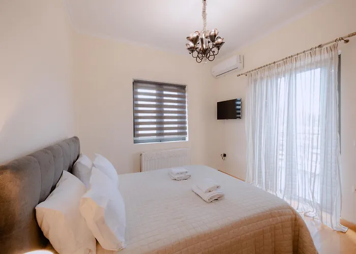 βίλλα πηνελόπη με πισίνα σε ιδιωτικό λόφο με θέα * Ναύπλιο